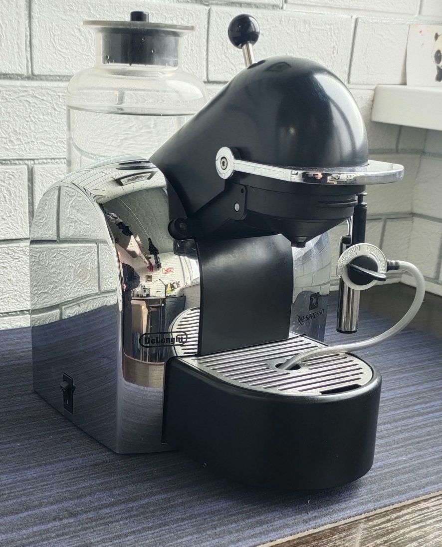 Nespresso DeLonghi C191 Кавомашина