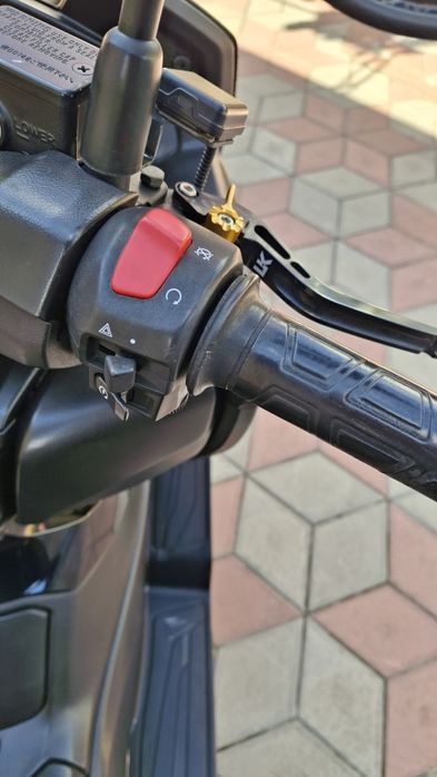 Suzuki Burgman 400 2018
