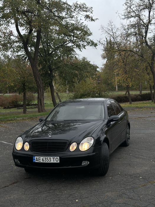 Mersedes e240 w211