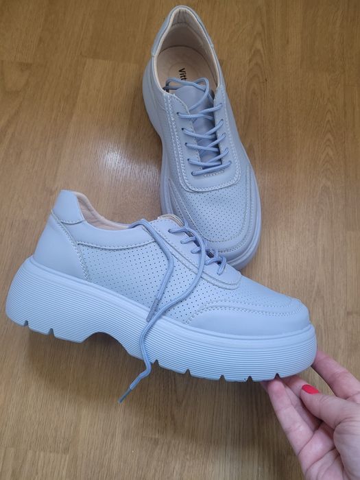 Кожаные мокасины, туфли, кроссовки 37р. Vito Rossi