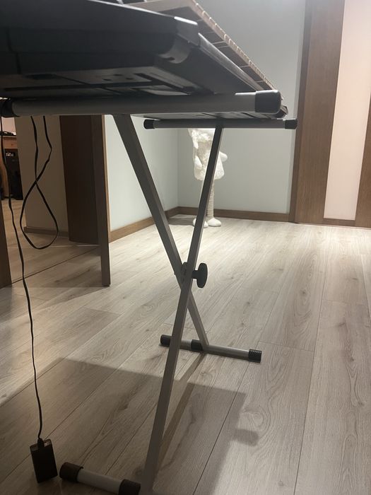 keyboard  ymaha PSR E423