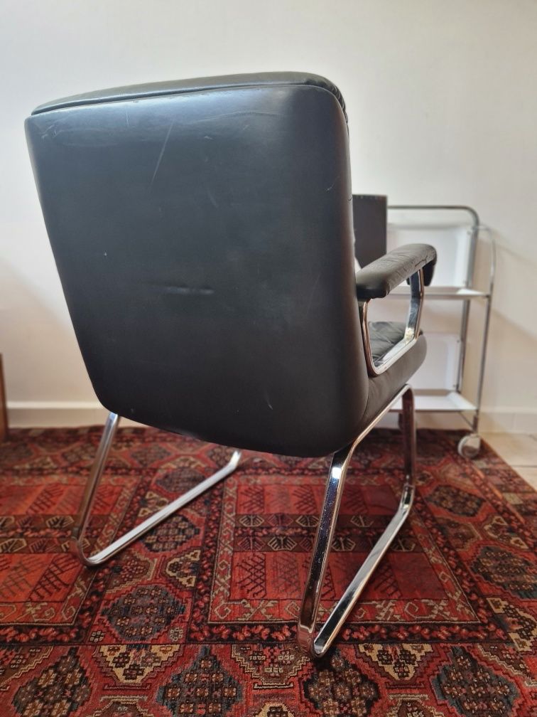Fotel skórzany Bauhaus,proj.Gordona Russella,lata 80,Mid-Century
