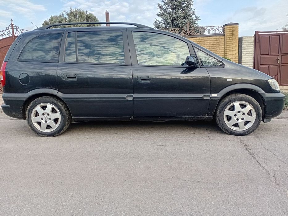 Продам Opel Zafira A 1.8 Гбо 7 місць
