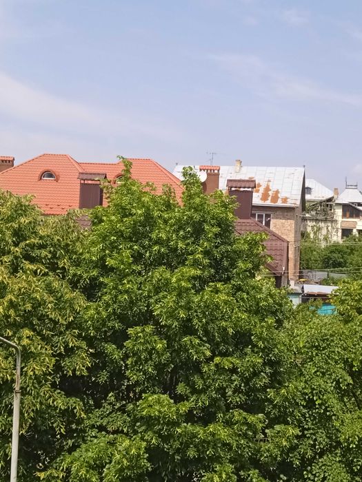 Продам 3-кімн.новобудову в ЖК Київській 108 м.кв., э гараж 24,5 м.кв.