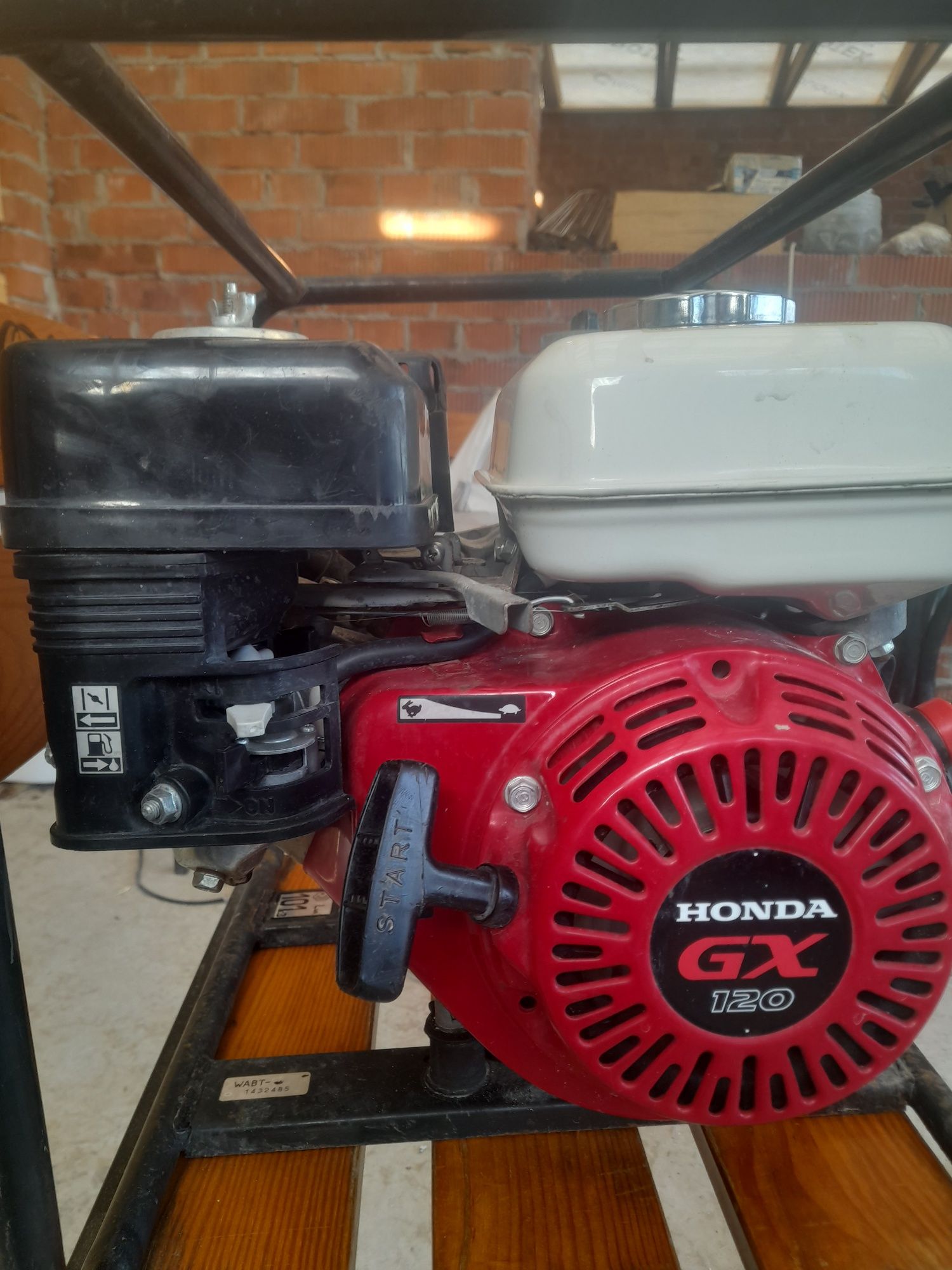 Мотопомпа HONDA WB20XT