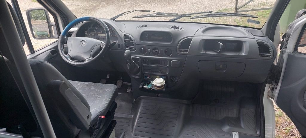 Mercedes-Benz Sprinter 2.7