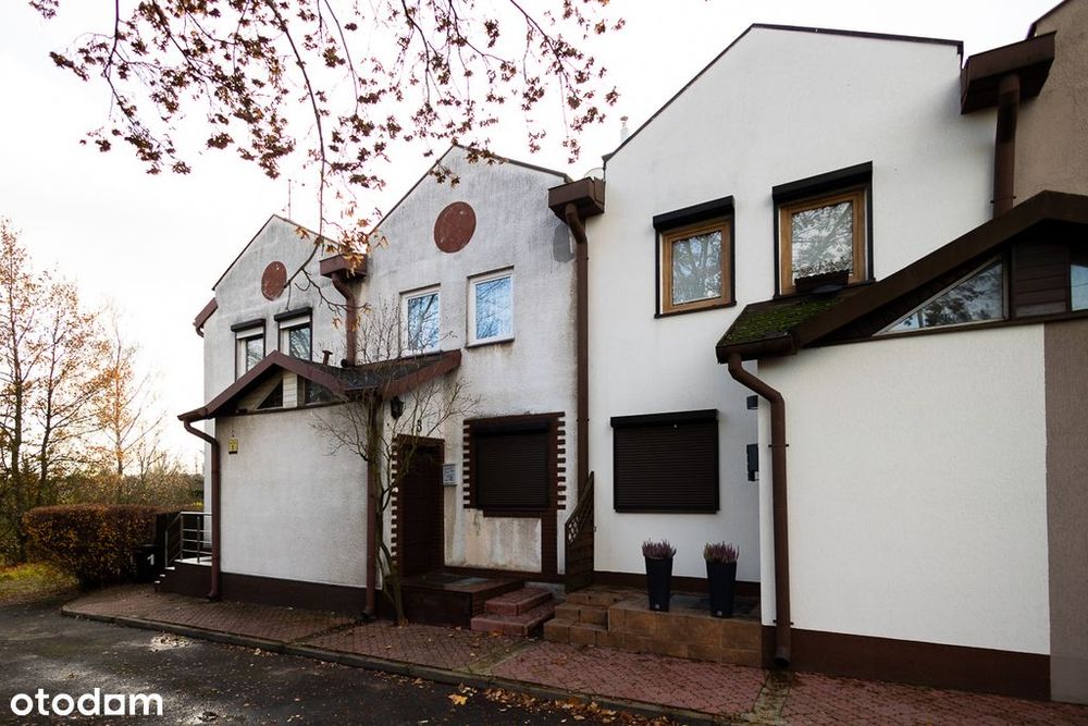 Dom w zabudowie szeregowej na sprzedaż w Zgierzu