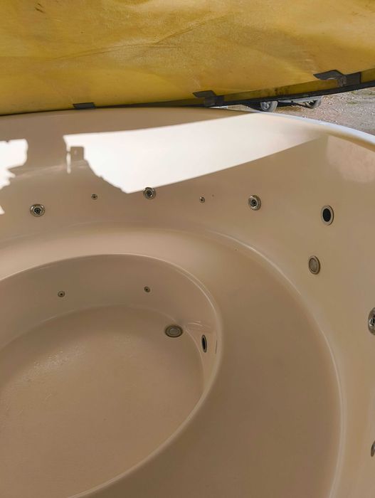 Balia mobilna, jacuzzi