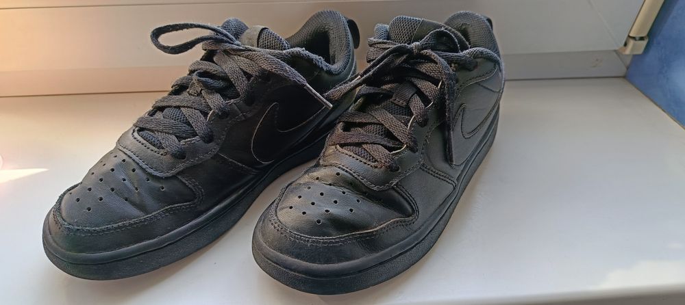 Дитячі кросівки nike 35,5 розмір