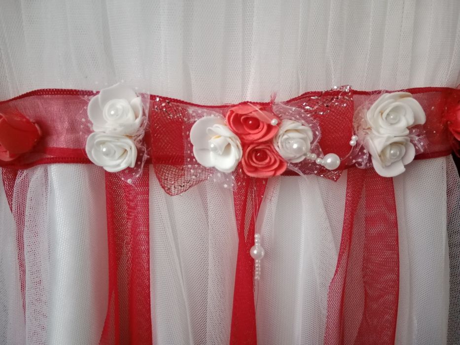 Suknia wizytowa biało czerwona