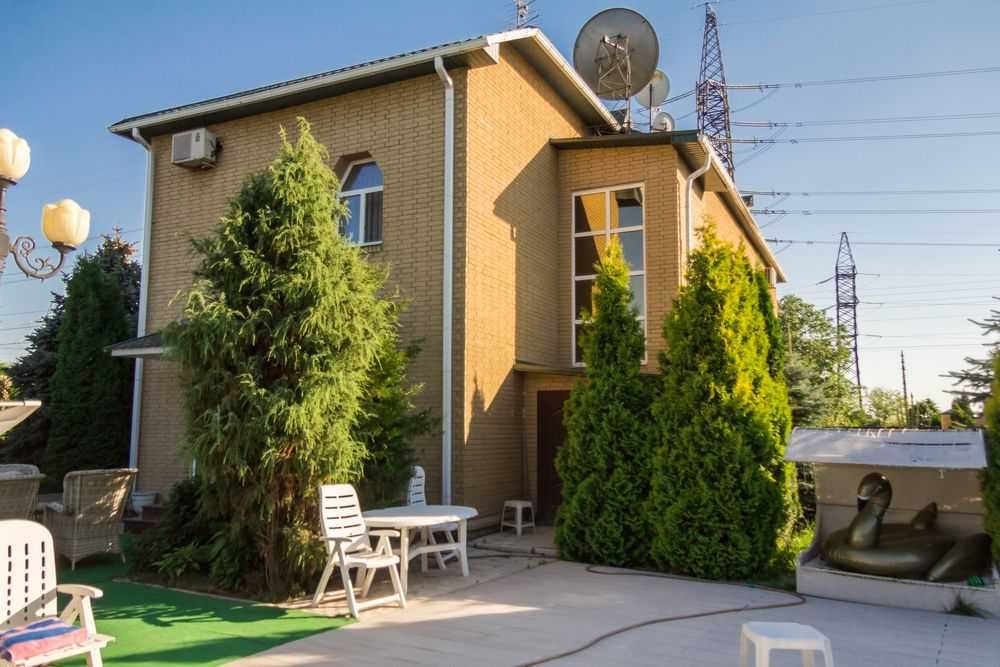 Продам частный дом 300 кВ.м,Новые дома, возле Меркурий(код 4656)