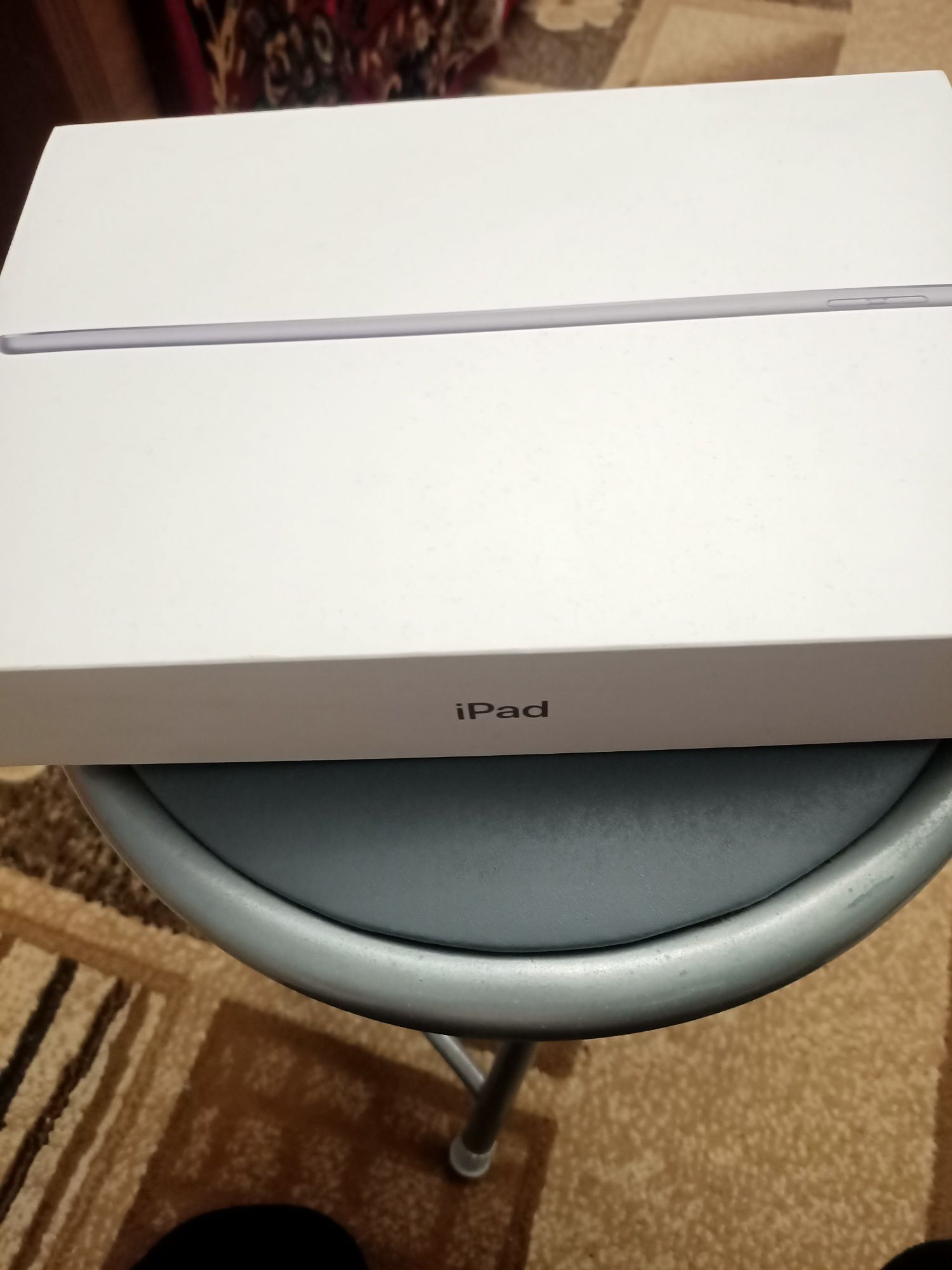 Айпад 10.2 64GB .