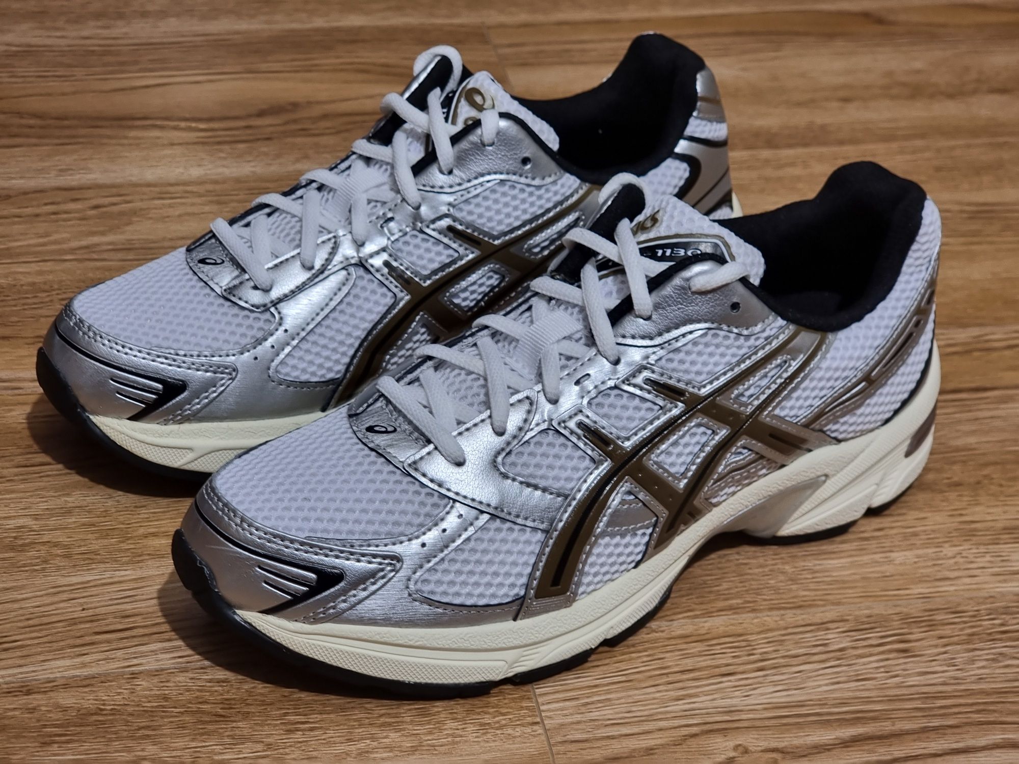 Оригінал 100% кросівки asics gel 1130 eur 42.5