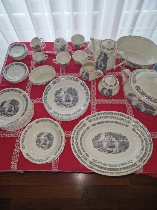 Serviço completo Vintage (12 pessoas) - Fabrica da Loiça de Sacavém