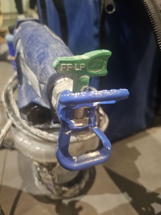 Pistolet elektryczny do malowania GRACO