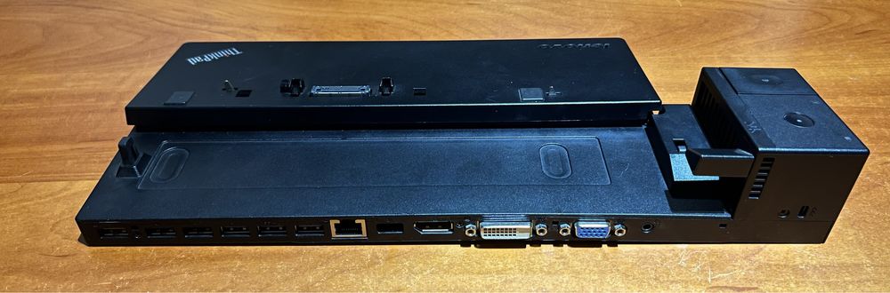 Stacja dokująca ThinkPad pro dock 40A1