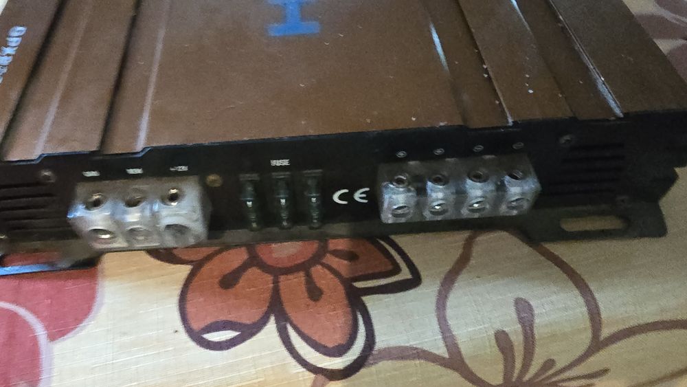 Wzmacniacz Crunch GPX2000.1