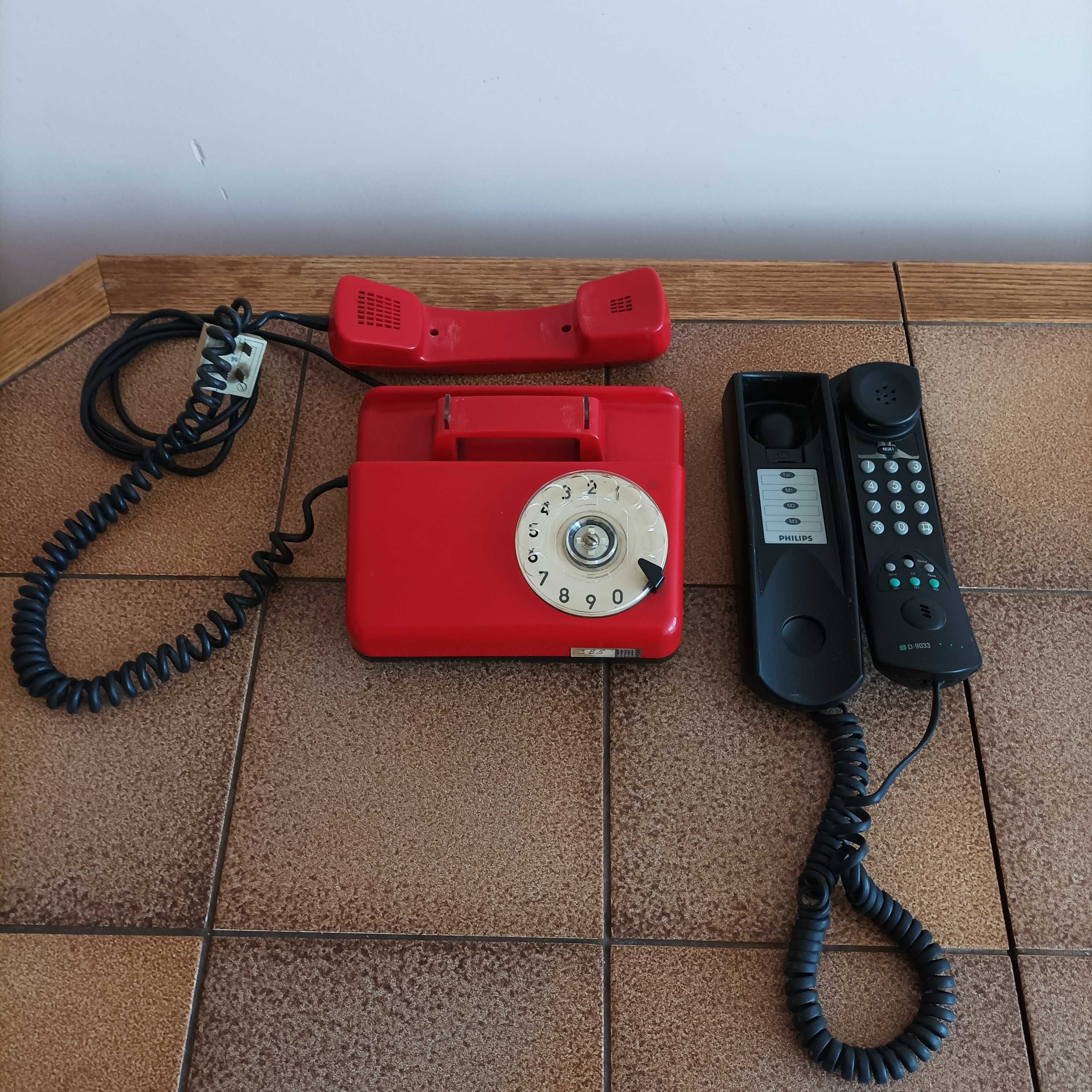 Telefon stacjonarny z czasów PRL