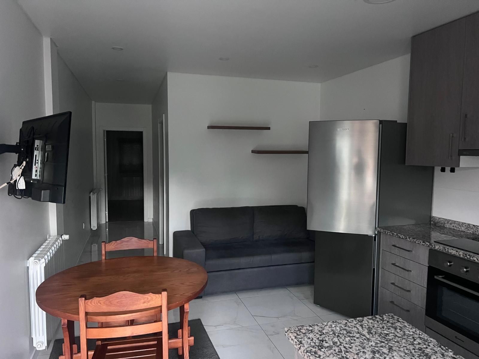 Apartamento T1 perto da Rua Paulo VI