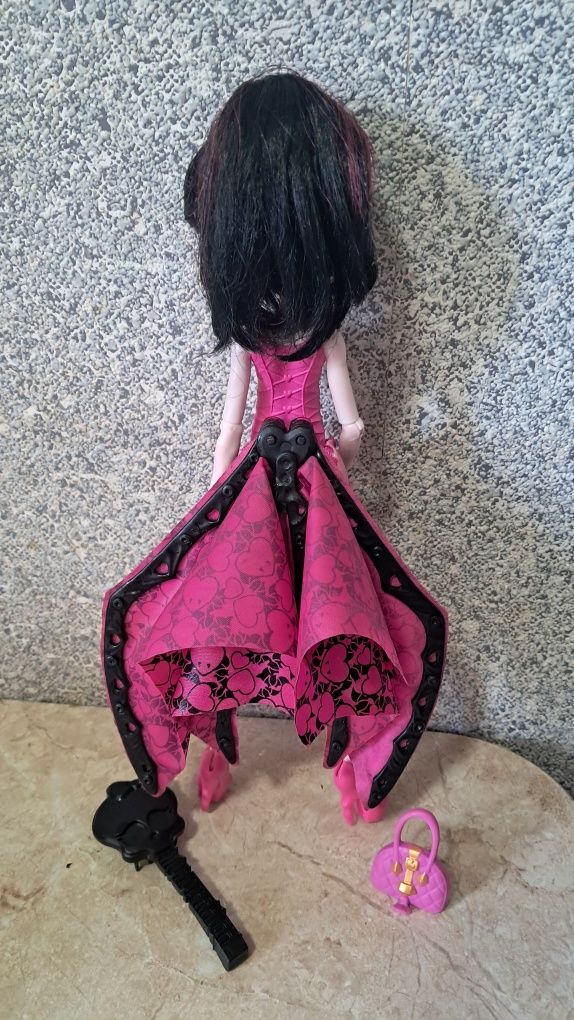 Кукла Monster High Монстер Хай Дракулаура с Крыльями Летучая Мышь