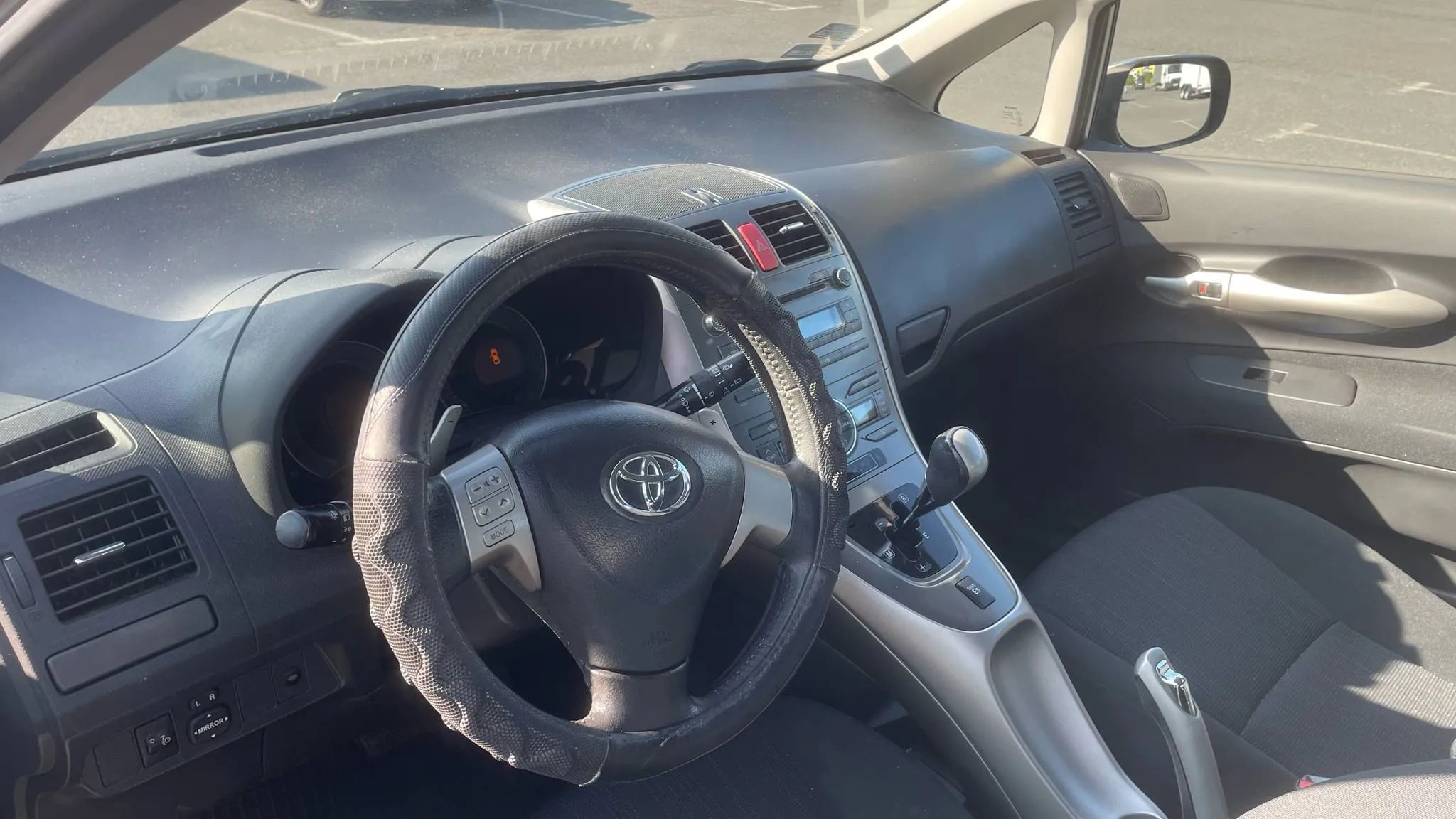 Toyota Auris Toyota Auris 1.6 AUTOMAT 2009r. zadbana