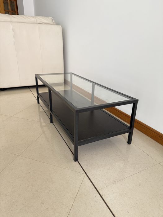 Mesa de centro em ferro, vidro e madeira IKEA