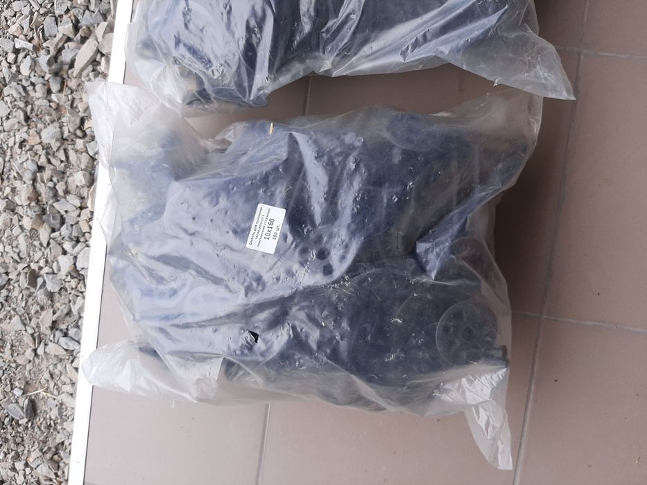 Дюбель зонтик 10-160 в пачці 100 штук