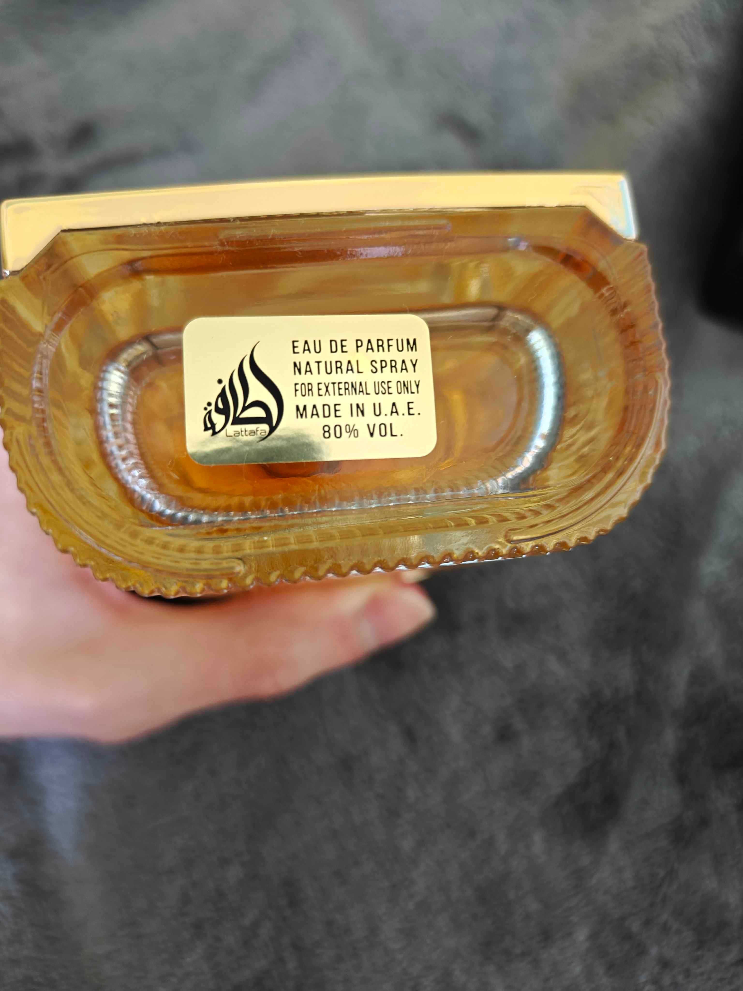 Lattafa The Kingdom woda perfumowana z małym ubytkiem