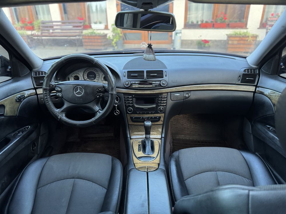 Mercedes benz E211 2007 sedan avangarde