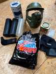 Zestaw do paintballa: maska, kulki, poty
