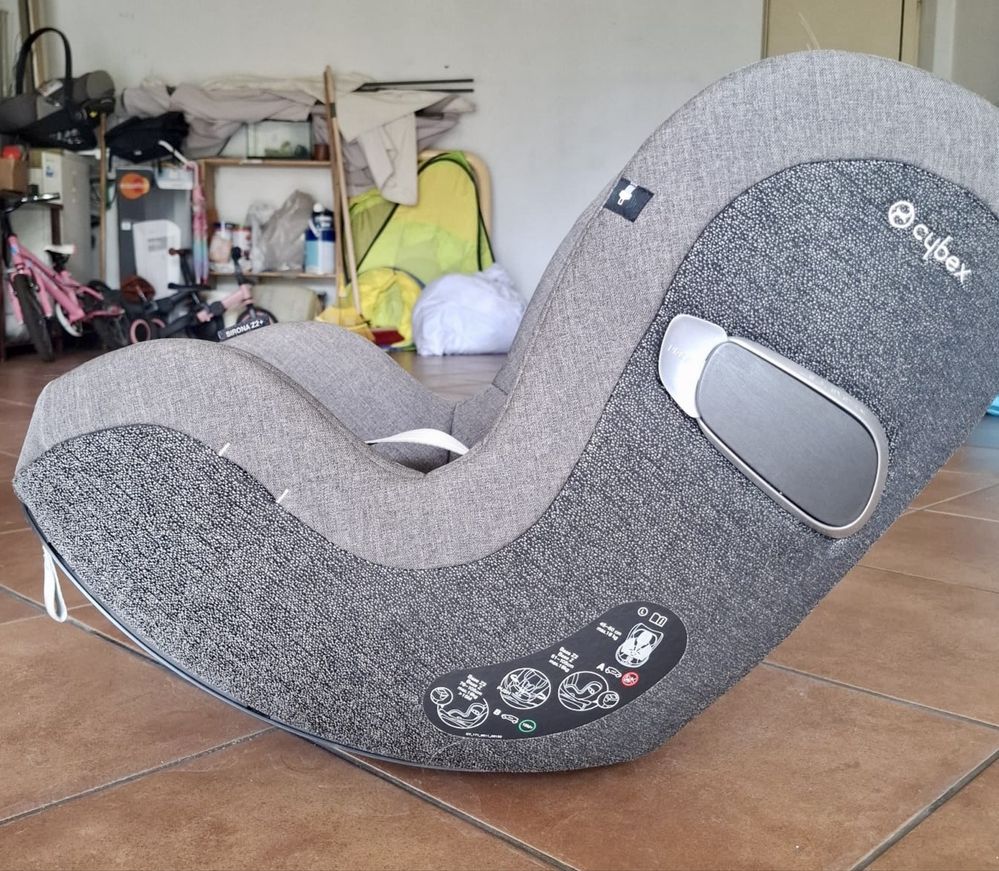 Sirona Z2 plus + base isofix