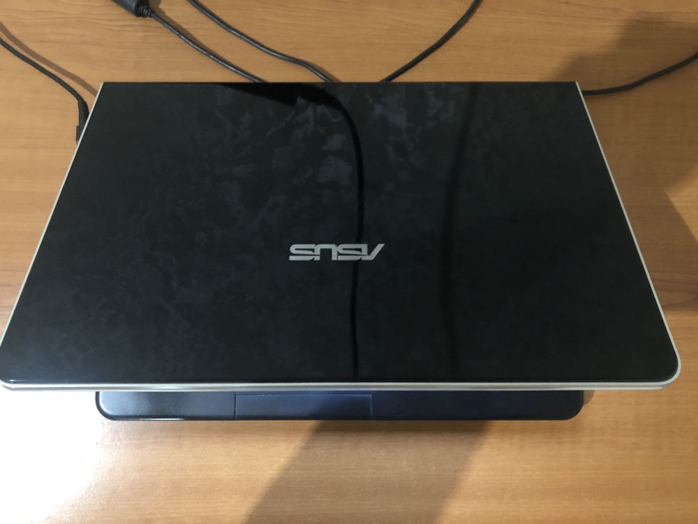 Asus N55SL (i7/RAM 8GB, nvidia 635 2GB, SSD128, RAM 500)