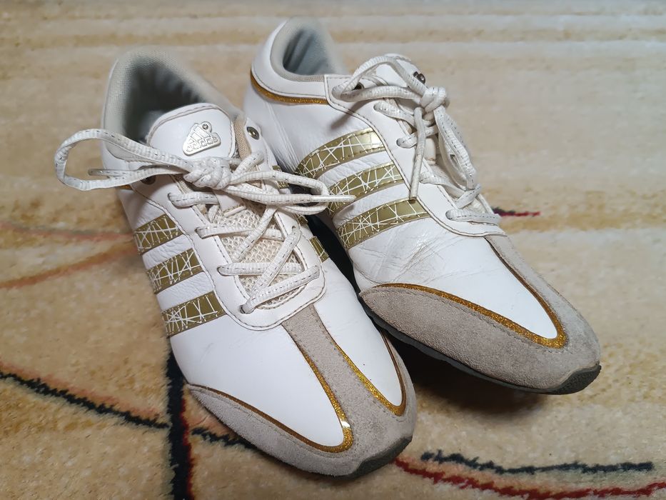 Женские кожаные кроссовки Adidas, оригинал - 38 размер