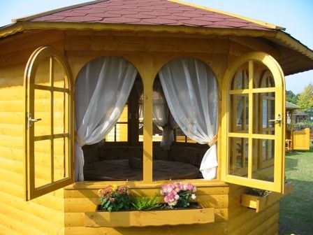 STYLOWA altana z bogatym wyposażeniem w środku