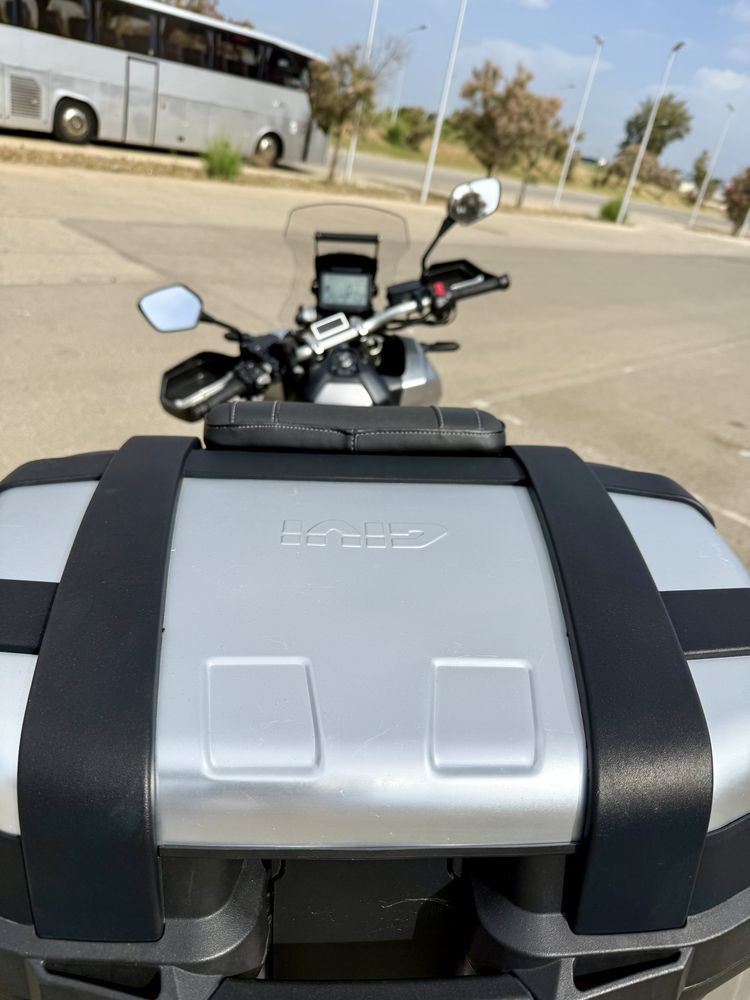 Honda  XADV  750