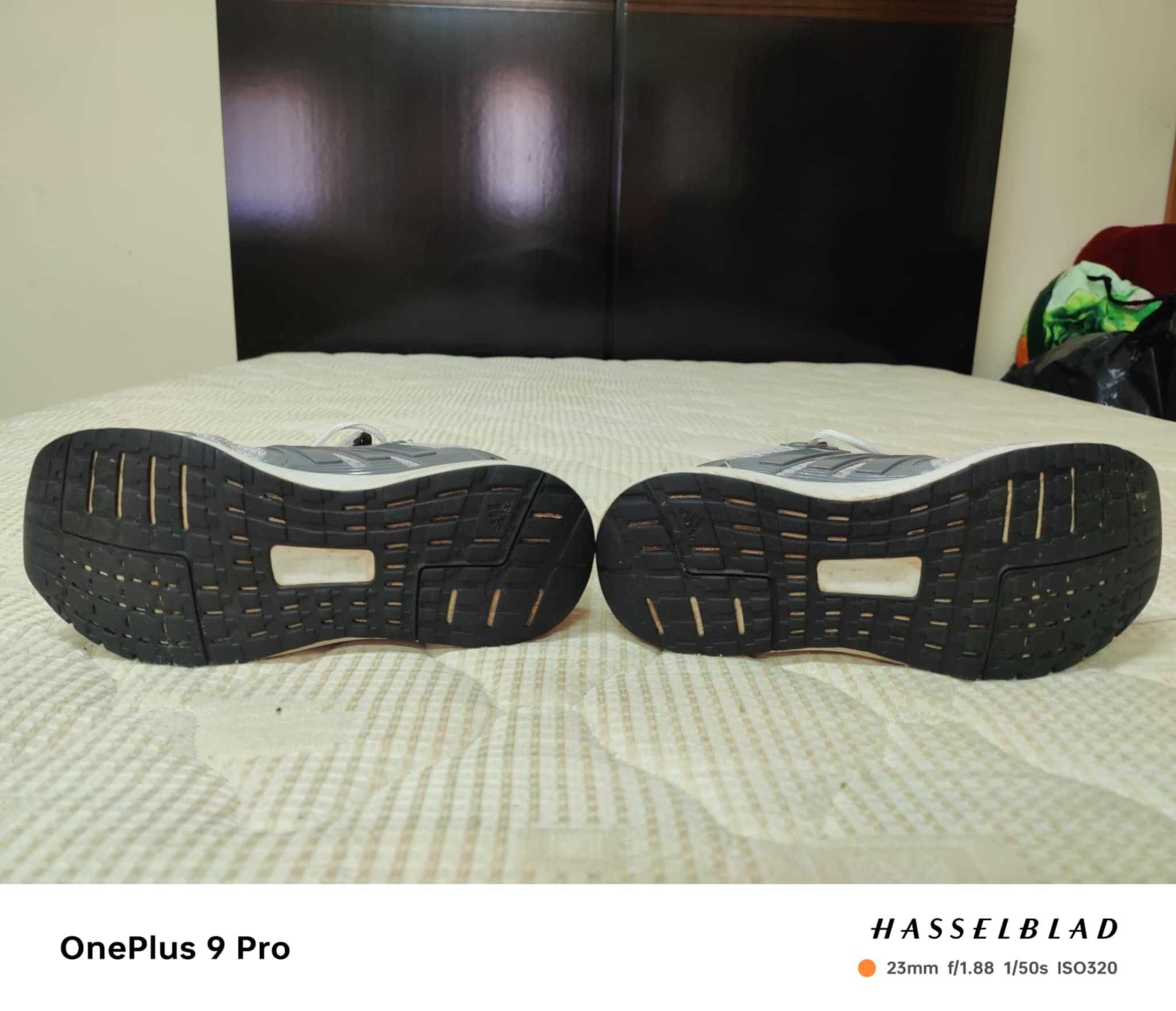 Sapatilhas Adidas tam. 40 em bom estado
