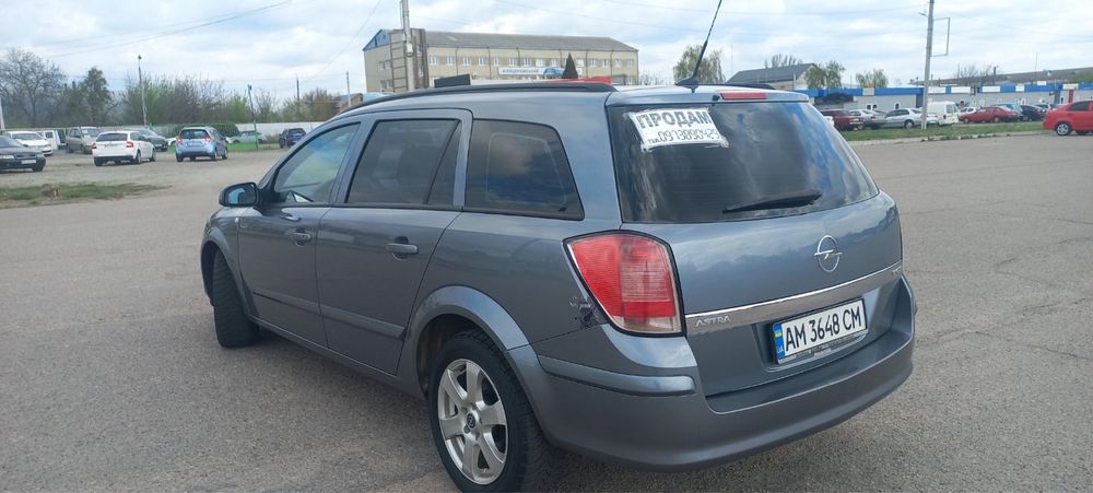 Продам Opel Astra H