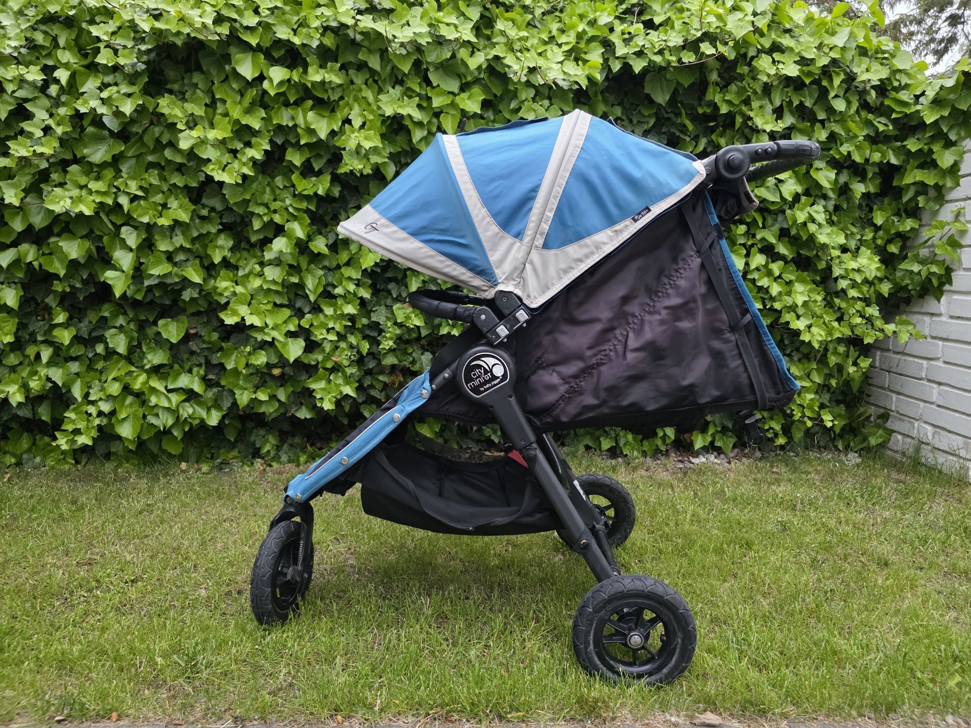 Wózek dziecięcy Baby Jogger City Mini GT