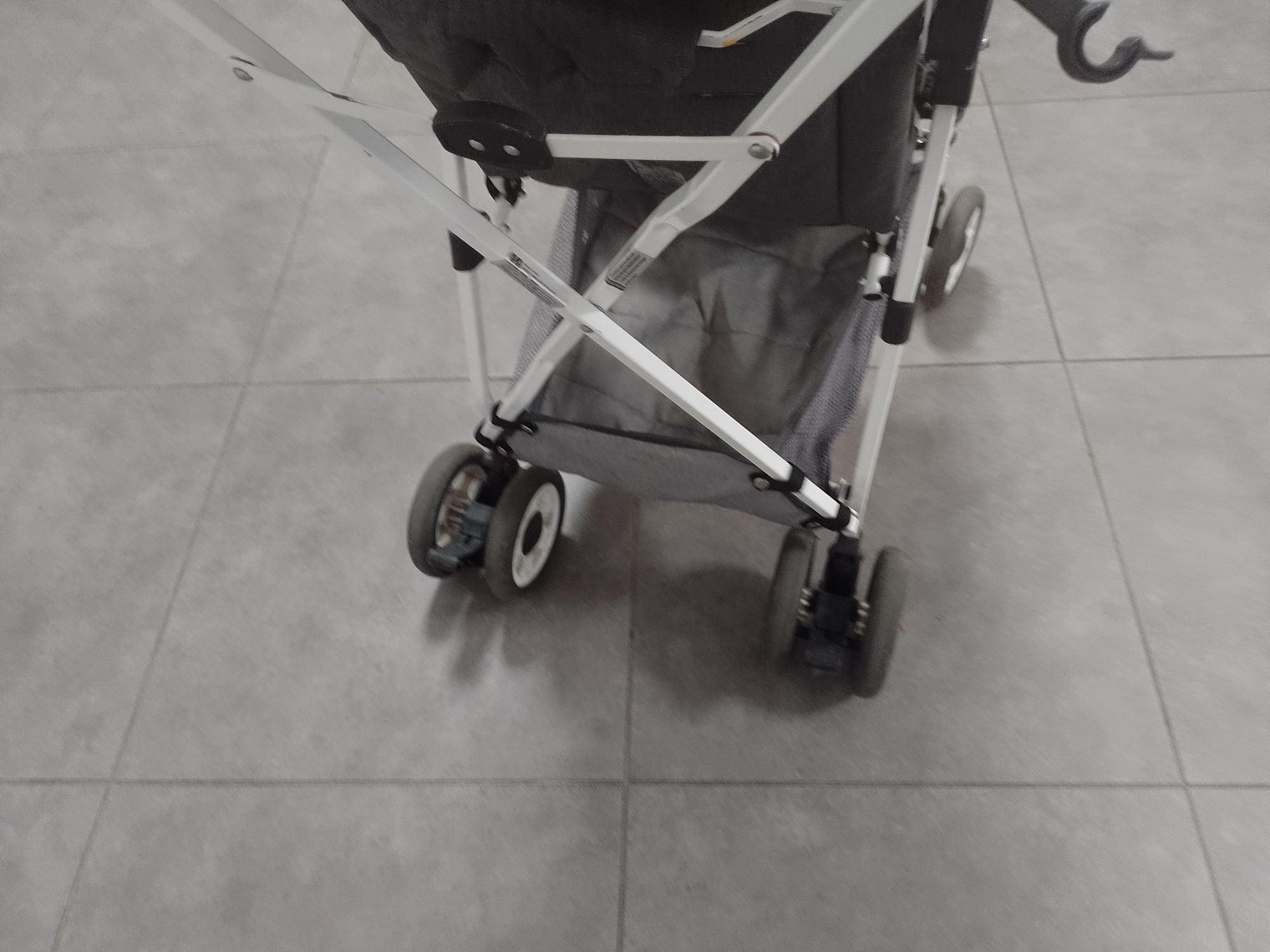 Sprzedam spacerówkę dla dziecka