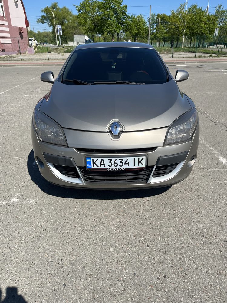 Renault Megane 3, 1.6 газ-бензин