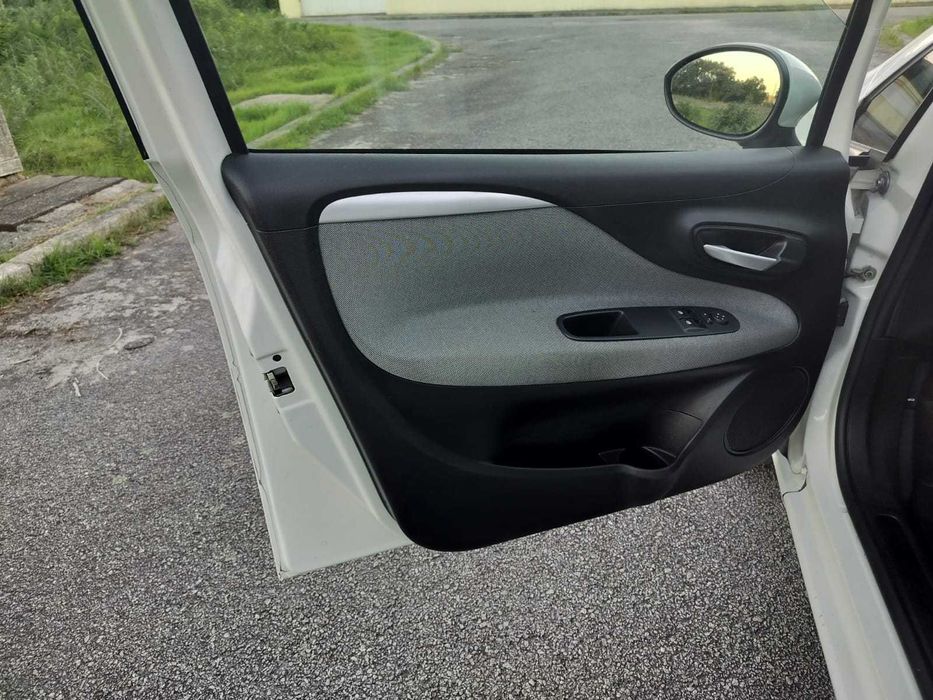 Fiat Punto EVO  1.3 JTD Sport - 2012