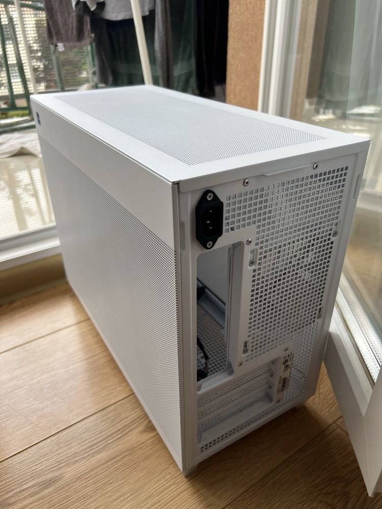 Obudowa ASUS Prime AP201 White, AeroCool Aero White 700w
