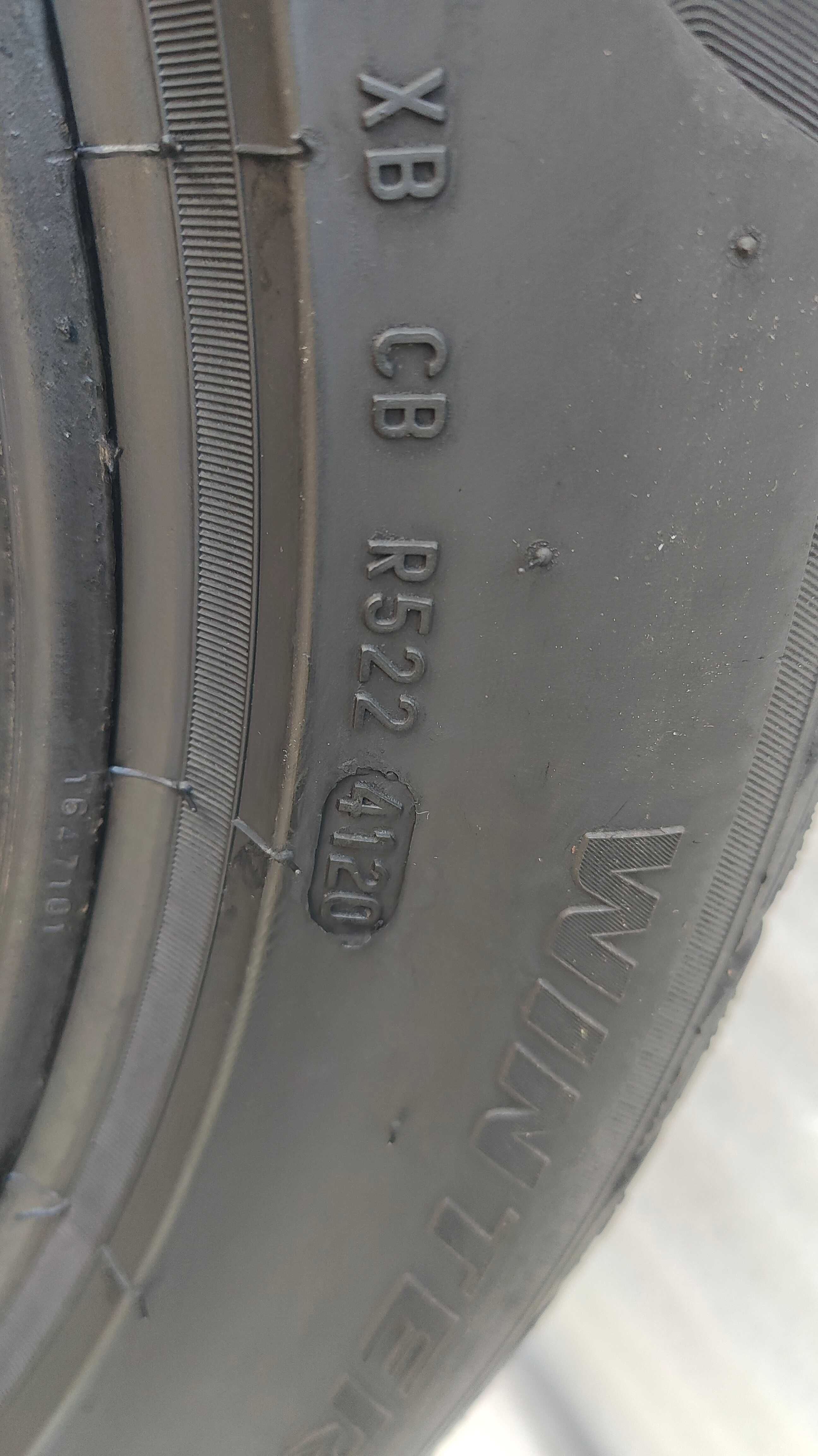 Opony Zimowe 245/45/17 Pirelli 2szt 7,6mm MB