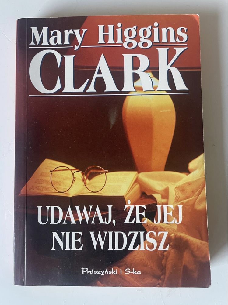 Książka “Udawaj, że jej nie widzisz” - Mary Higgins Clark