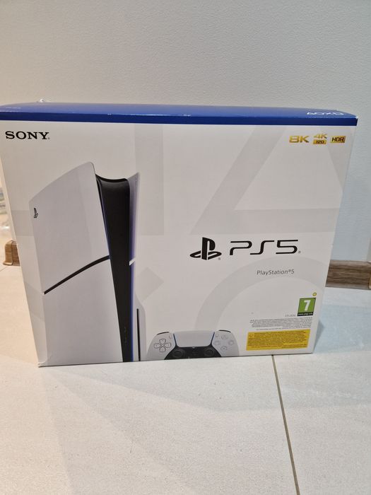 Konsola ps5 slim gwarancja  12 msc gwarancja z napędem PlayStation 5