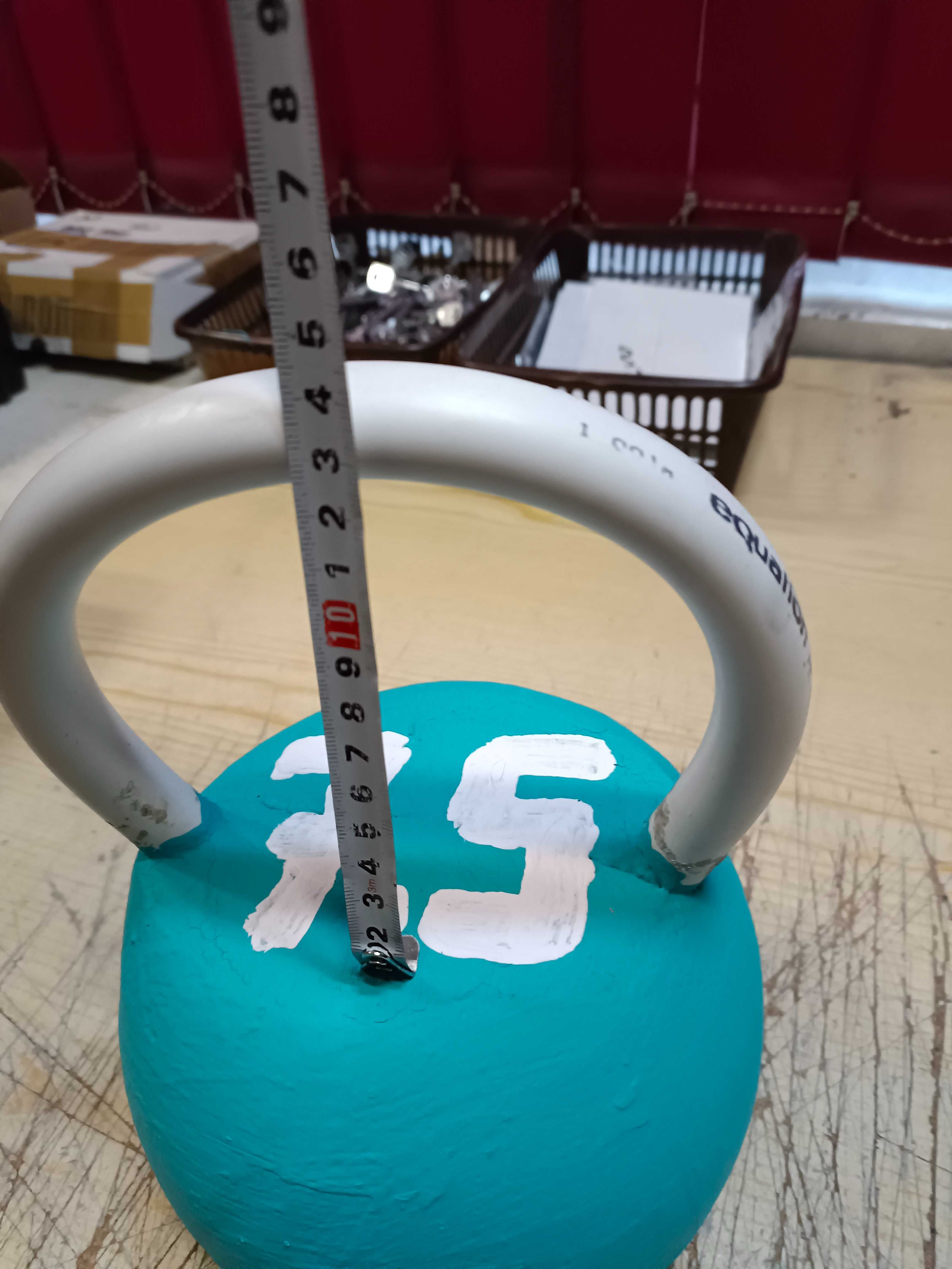 Kettelbell 7.5 kg (domowej roboty, z cementu)