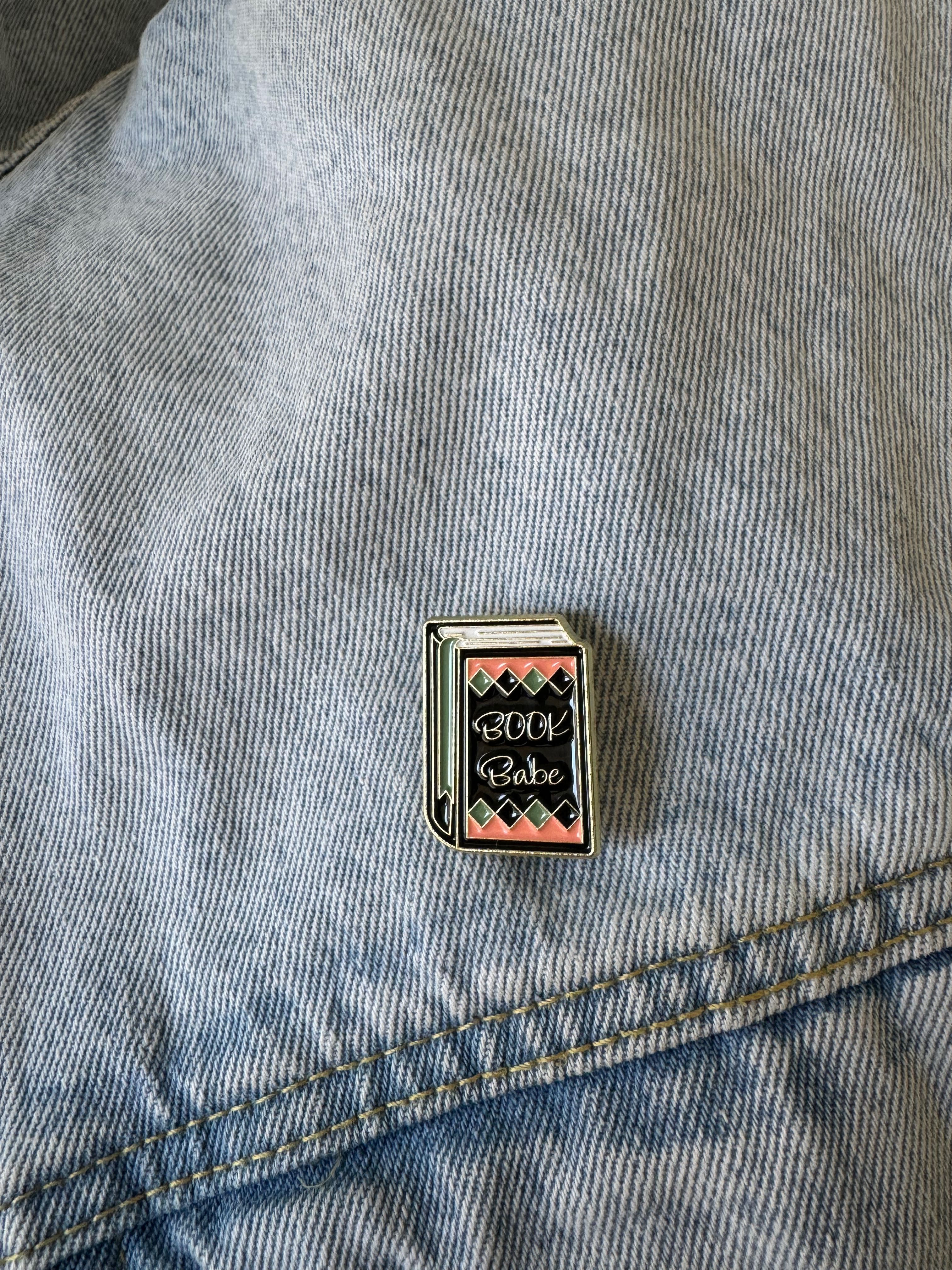 Піни для книголюбів / значки / брошки / pins / значки для читачів