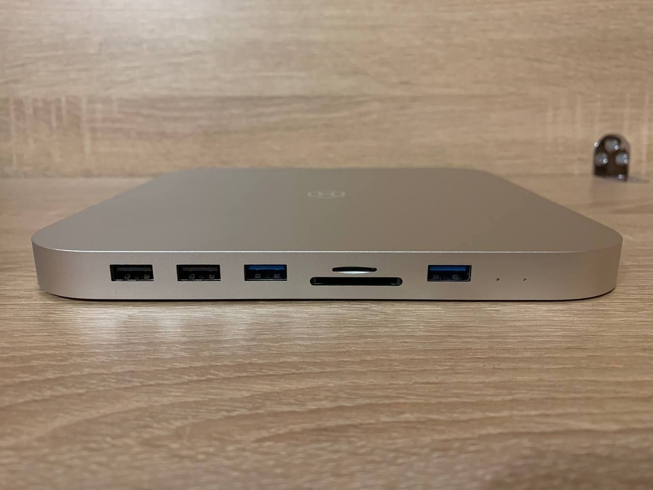 Периферія Apple Mac Mini - USB Hub зі слотом під SATA SSD 2,5"