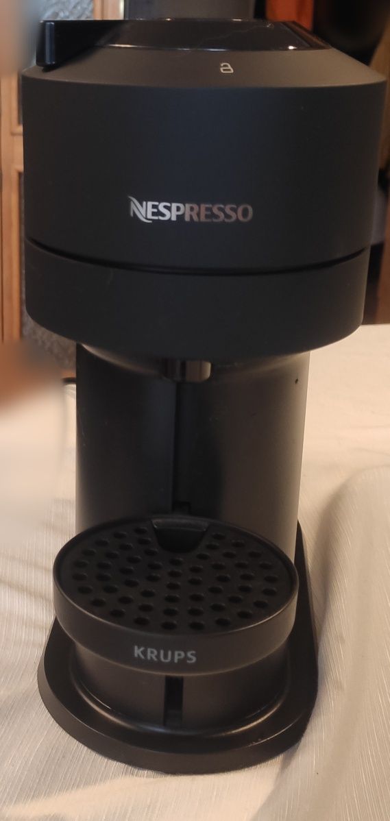 Ekspres do kawy na kapsułki Nespresso Vertuo Next