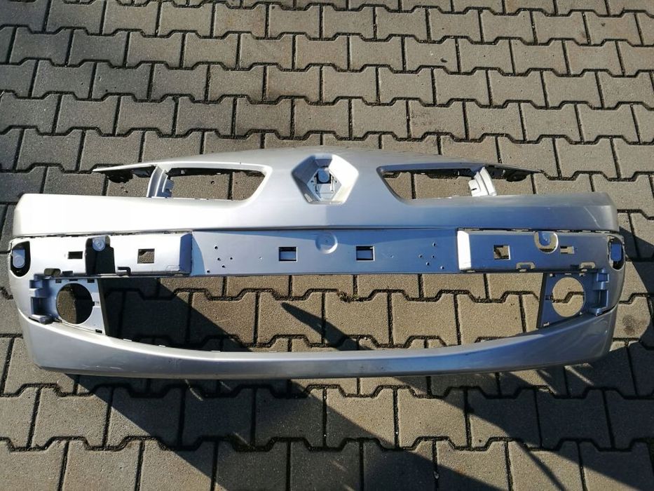 RENAULT MEGANE II FL ZDERZAK PRZEDNI